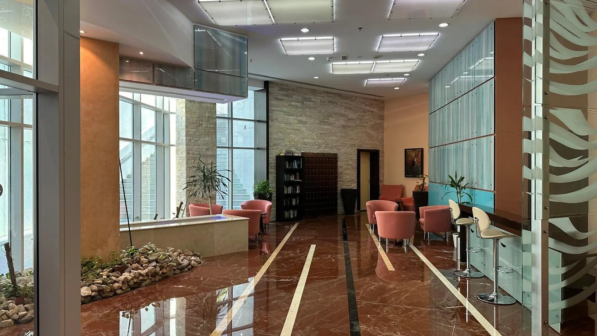 Prime Location Dubai Marina Apartment United Arab Emirates