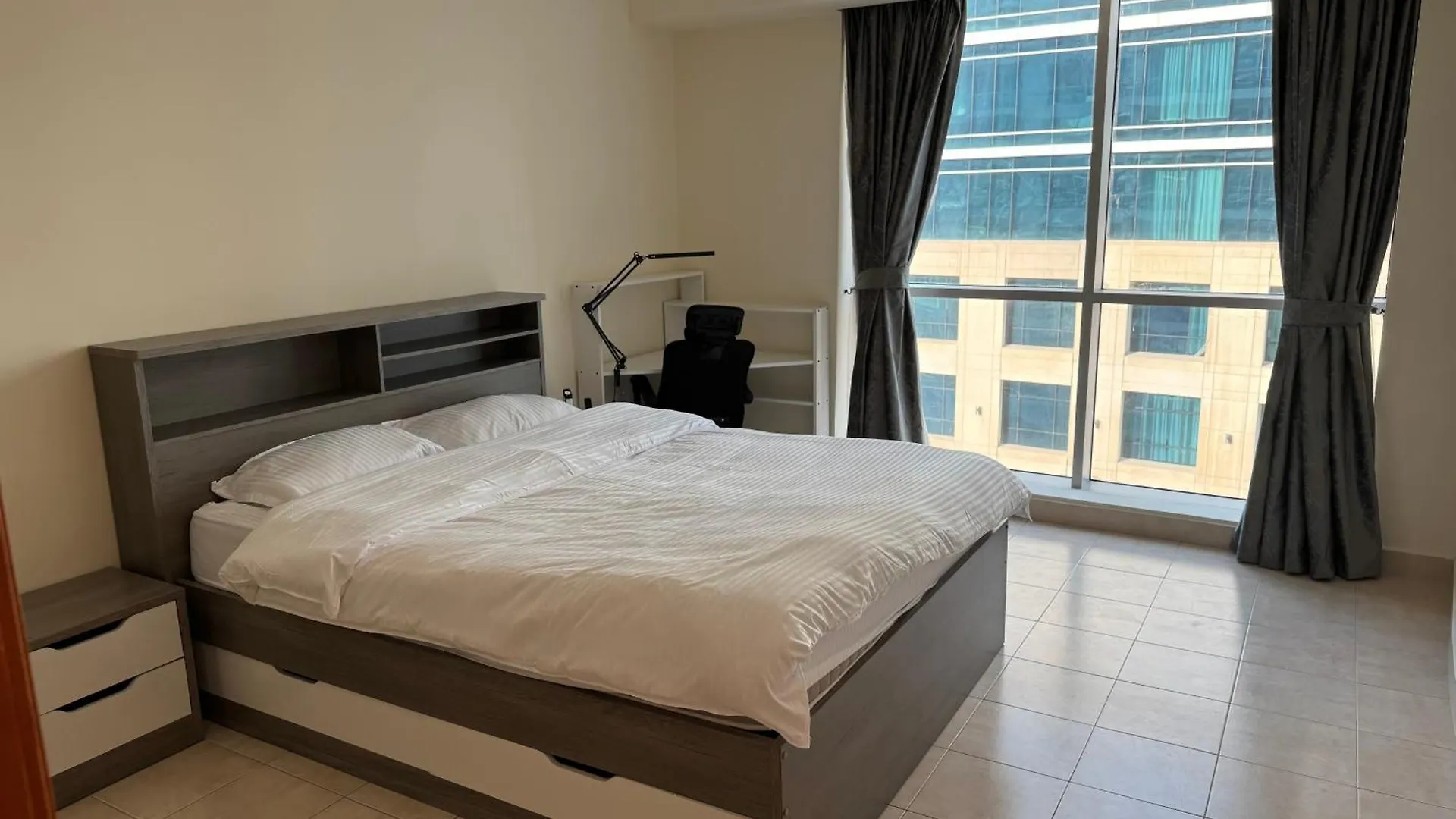 Prime Location Dubai Marina Apartment